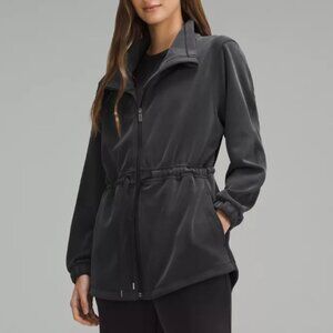 Lululemon softstreme cinch-waist jacket NWOT